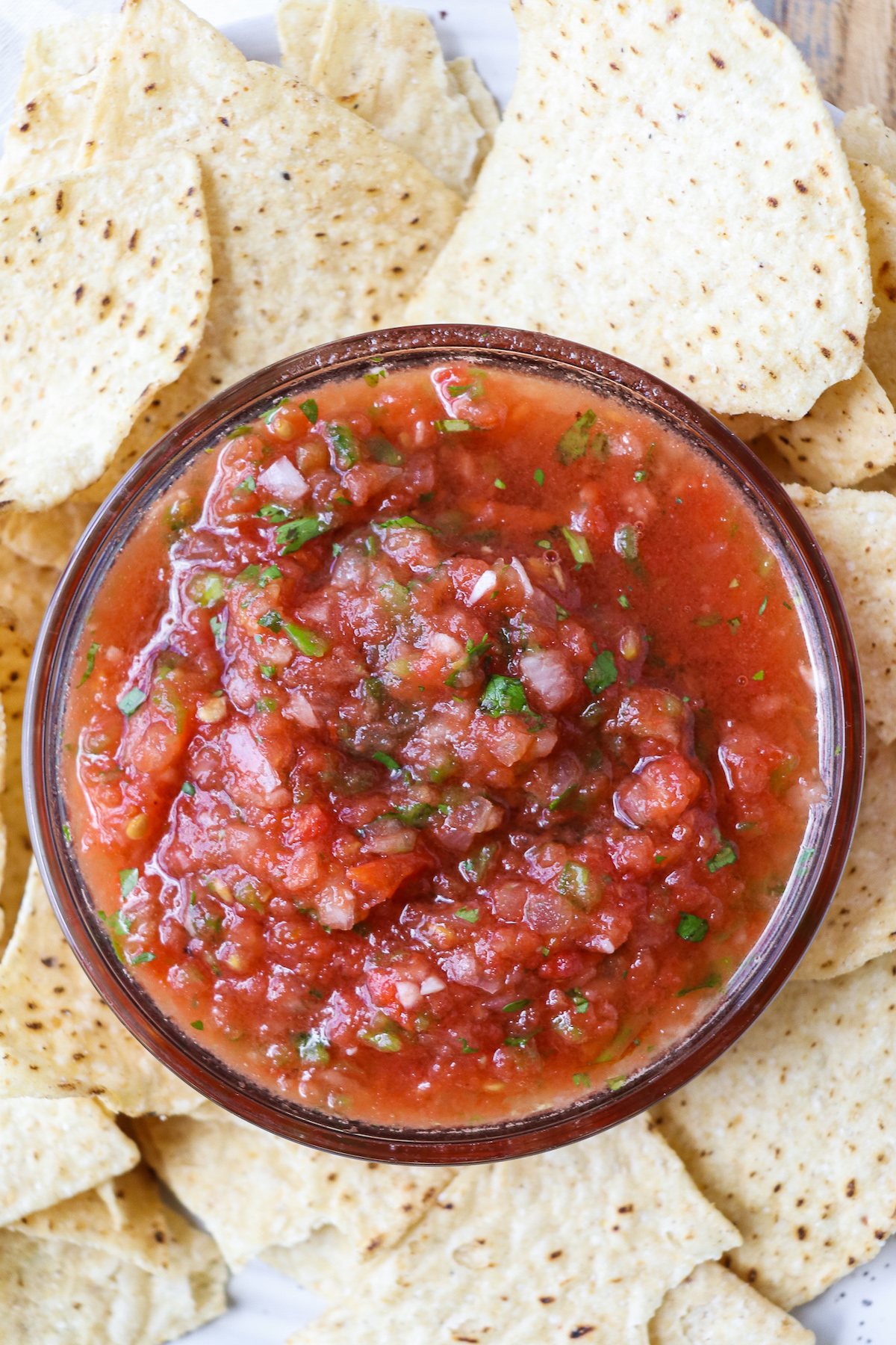 How to Make Salsa (Restaurant-Style in 10 Minutes or Less!)