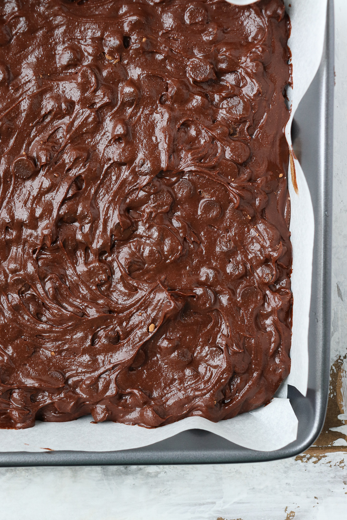 13 Best Brownie Pans for Every Type of Brownie - Something Swanky