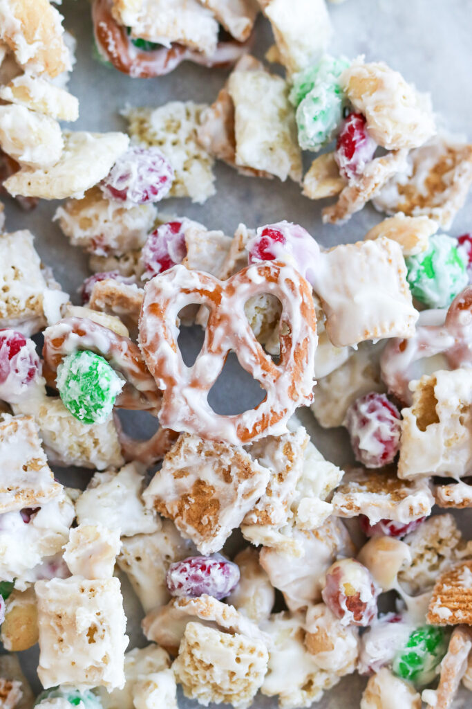 Christmas White Trash Snack Mix (Easy Recipe) - My Texas Kitchen