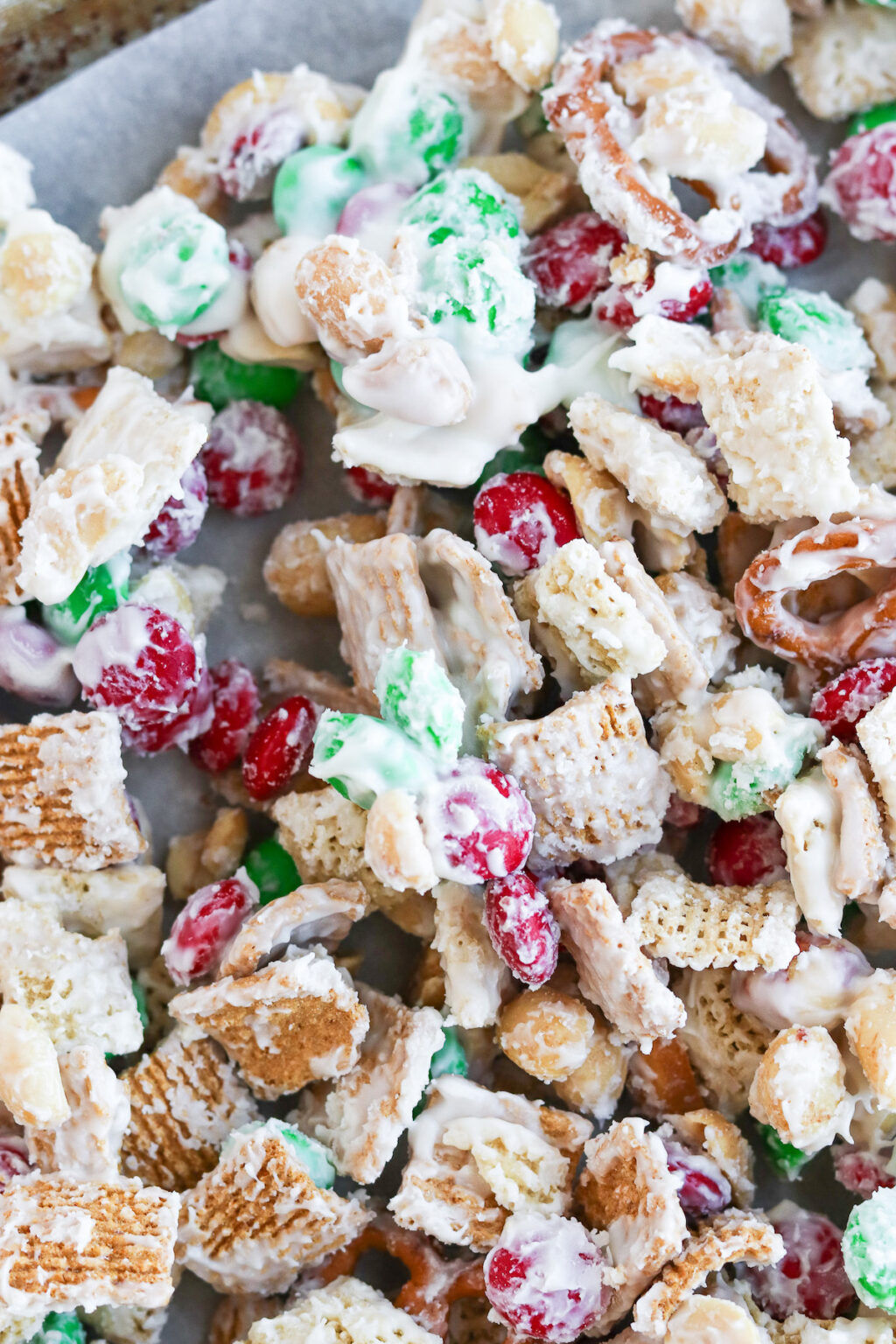 Christmas White Trash Snack Mix (Easy Recipe) - My Texas Kitchen