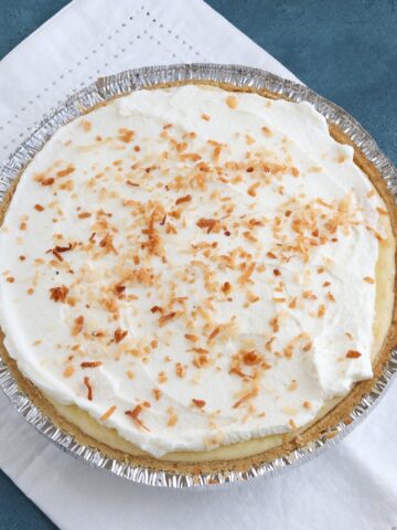 creamy pineapple cream cheese pie with whipped topping